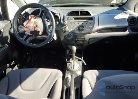 2010 Honda Fit z USA, uszkodzony, nr VIN JHMGE8H21AS011744